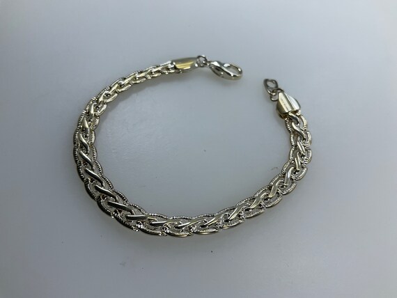 Vintage 7.5” Bracelet Gold Toned Braid Look Chain… - image 1