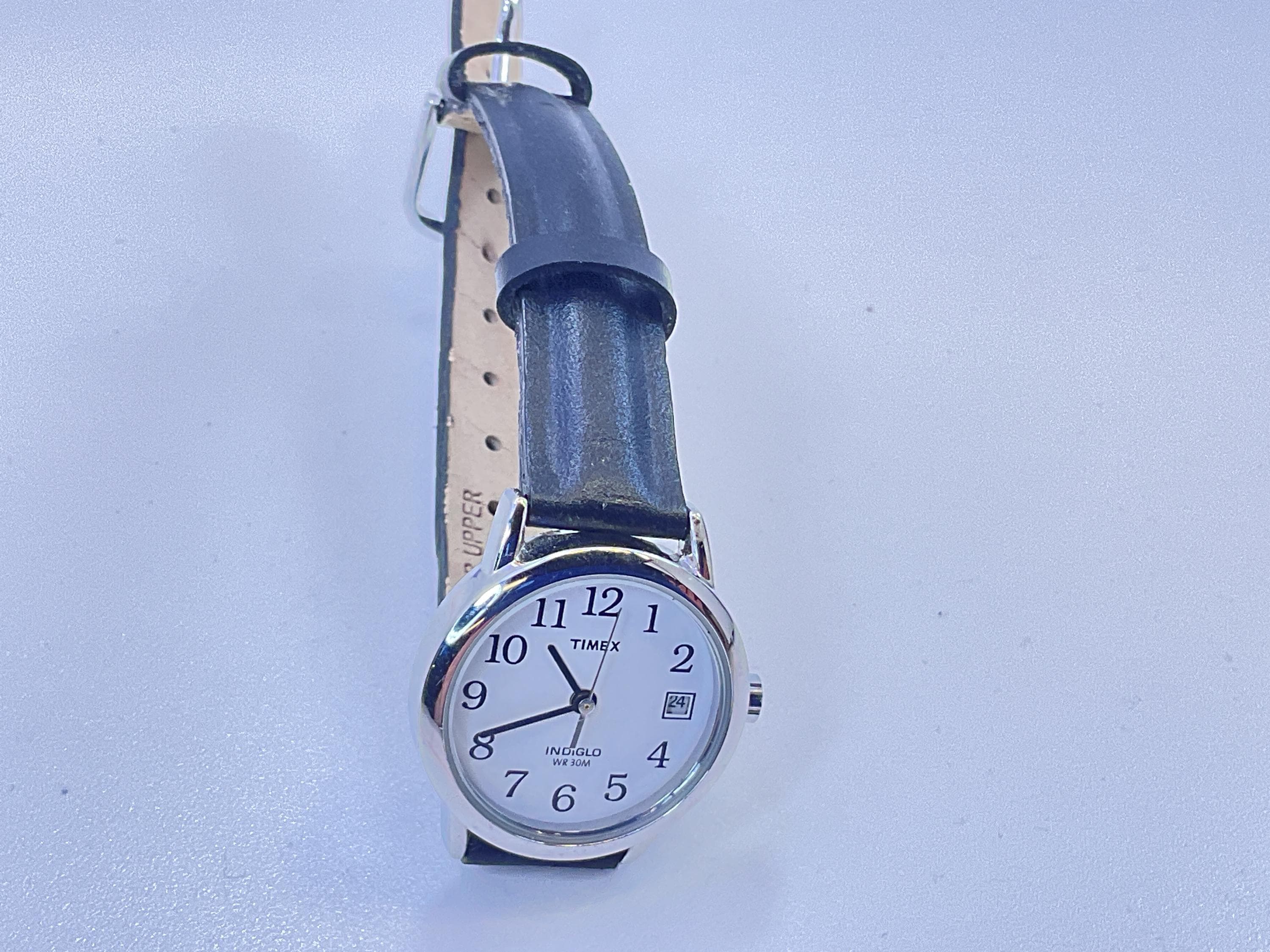 Indiglo by Timex Quartz Women’s Silver-Toned Black Leather Wrist Watch SOLD] Timex Indiglo Quartz 90% condition 36 mm case diameter  main image 2