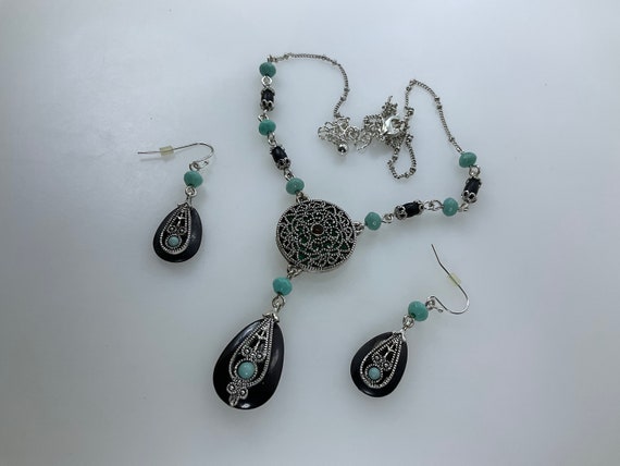 Vintage 16”-19” Necklace Dangle Earrings Set Silv… - image 1