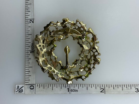 Vintage Pin Brooch Gold Toned Round Wreath With C… - image 2
