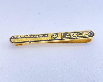 Vintage Gold Toned Tie Clip With Designs Used