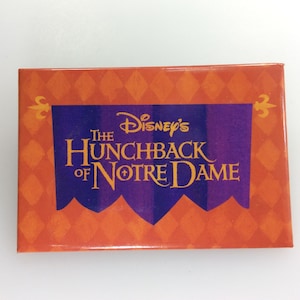 Vintage Pin Back Button Disney&#39;s The Hunchback Of Notre Dame 1997 Used