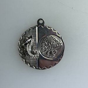 Vintage Pendant Sterling Silver 925 Round Bermuda Souvenir With Seahorse Used