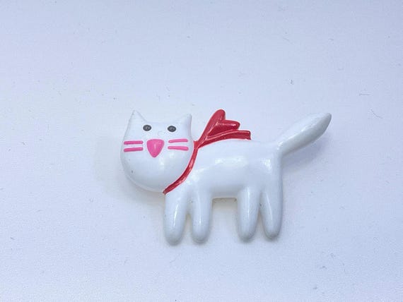 Vintage Hallmark Cards Inc Plastic Pin Brooch Cat Used