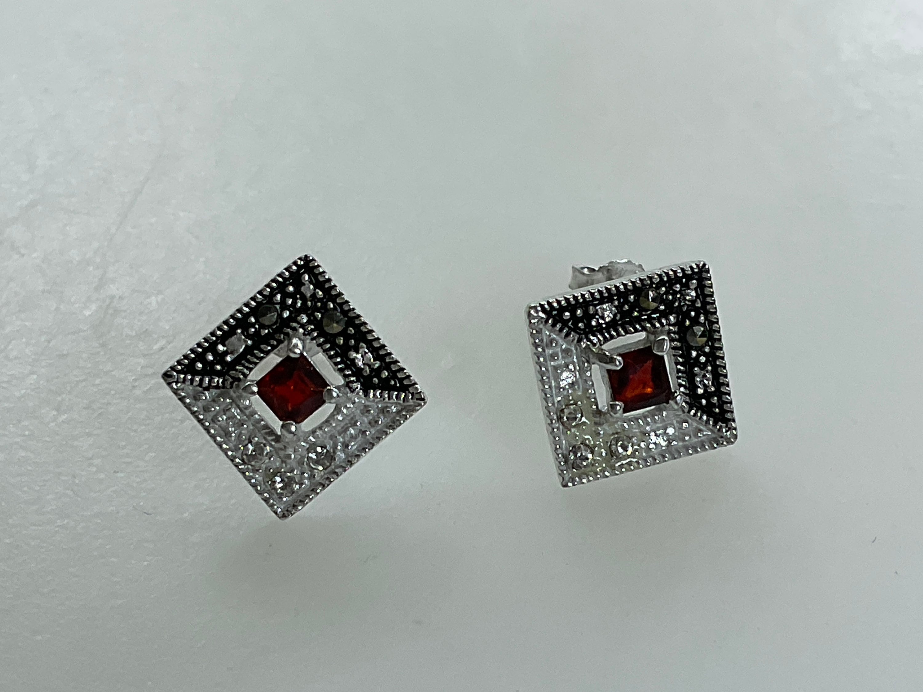 Vintage Stud Earrings Sterling Silver 925 Diamond Shape Design