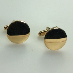 Vintage Kelly Waters Cuff Links Gold Toned Round Design Plain Used