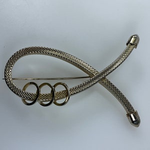 Vintage Pin Brooch Gold Toned Loop Design With Circles Used