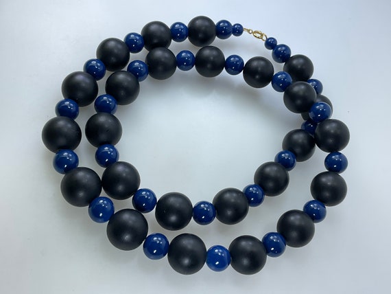 Vintage 28” Necklace With Blue And Black Plastic … - image 1