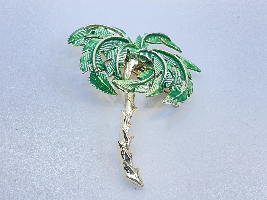Palm Tree Pin Vintage Gold Toned Pin-brooch Palm Tree With Green Enamel Used - Etsy