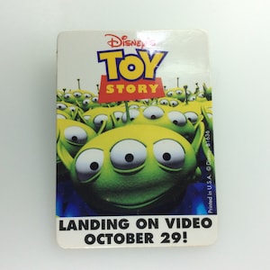 Vintage Pin Back Button Disney&#39;s Toy Story Landing On Video October 29 1995 Used
