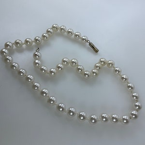 Vintage 17” Necklace With White Faux Pearl Beads Needs Clasp Repair Used