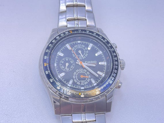 Vintage Casio Chronograph MTP 4500 Wrist Watch Working Used View 2
