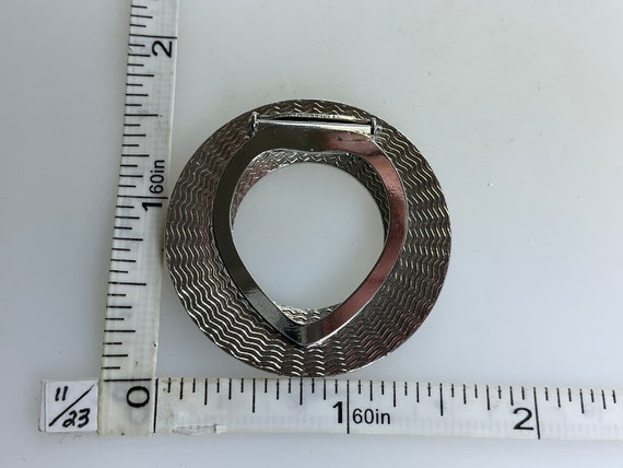 Vintage Scarf Clip Silver Toned Textured Circle U… - image 2