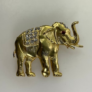 Vintage Pin Brooch Gold Toned Elephant Trunk Up Design With Red And Clear Rhinestones Used