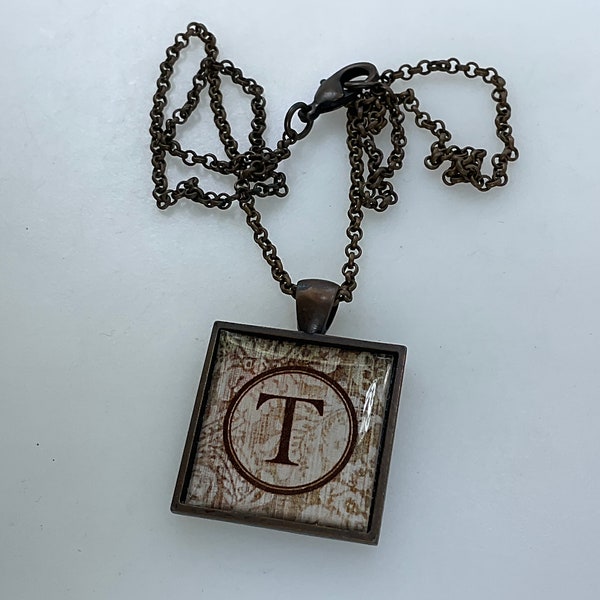 Vintage 18” Necklace Bronze Toned Square With Initial T Used