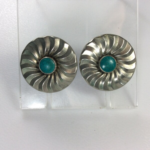 Vintage Screw Back Earrings Silver Toned Textured Round With Blue Green Stone Used