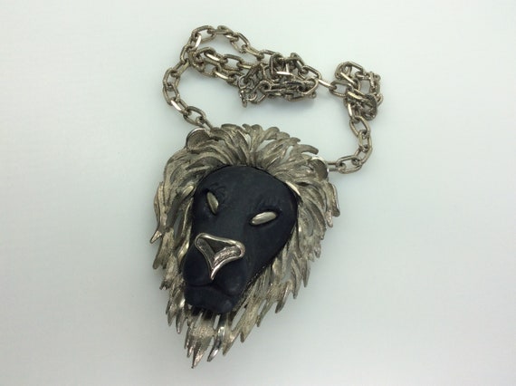 Vintage 24" Necklace Silver Toned Lion Head With … - image 1