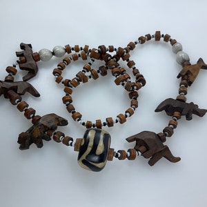 Vintage 27” Necklace Wood Animals Round Black White Beads Used
