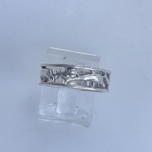 Vintage Ring Size 7.25 Sterling Silver 925 Band With Dolphins Used