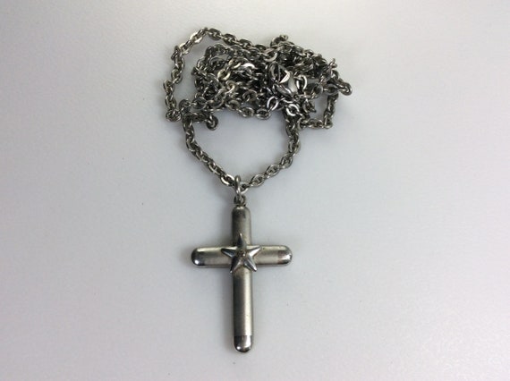 Vintage 22 Necklace Silver Toned Cross With Star Needs Cleaned 