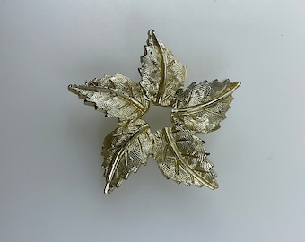 Vintage Pin Brooch Gold Toned Leaves Used