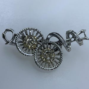 Vintage Pin Brooch Silver Toned Rounds And Spiral With Clear Rhinestones Used