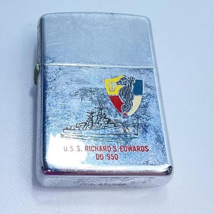 Vintage 1967 Zippo Lighter USS Richard S Edwards DD 950 Untested Used