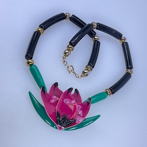 Vintage 18” Necklace Metal Enameled Flower With Gold Toned And Plastic Beads Green Pink Black Used