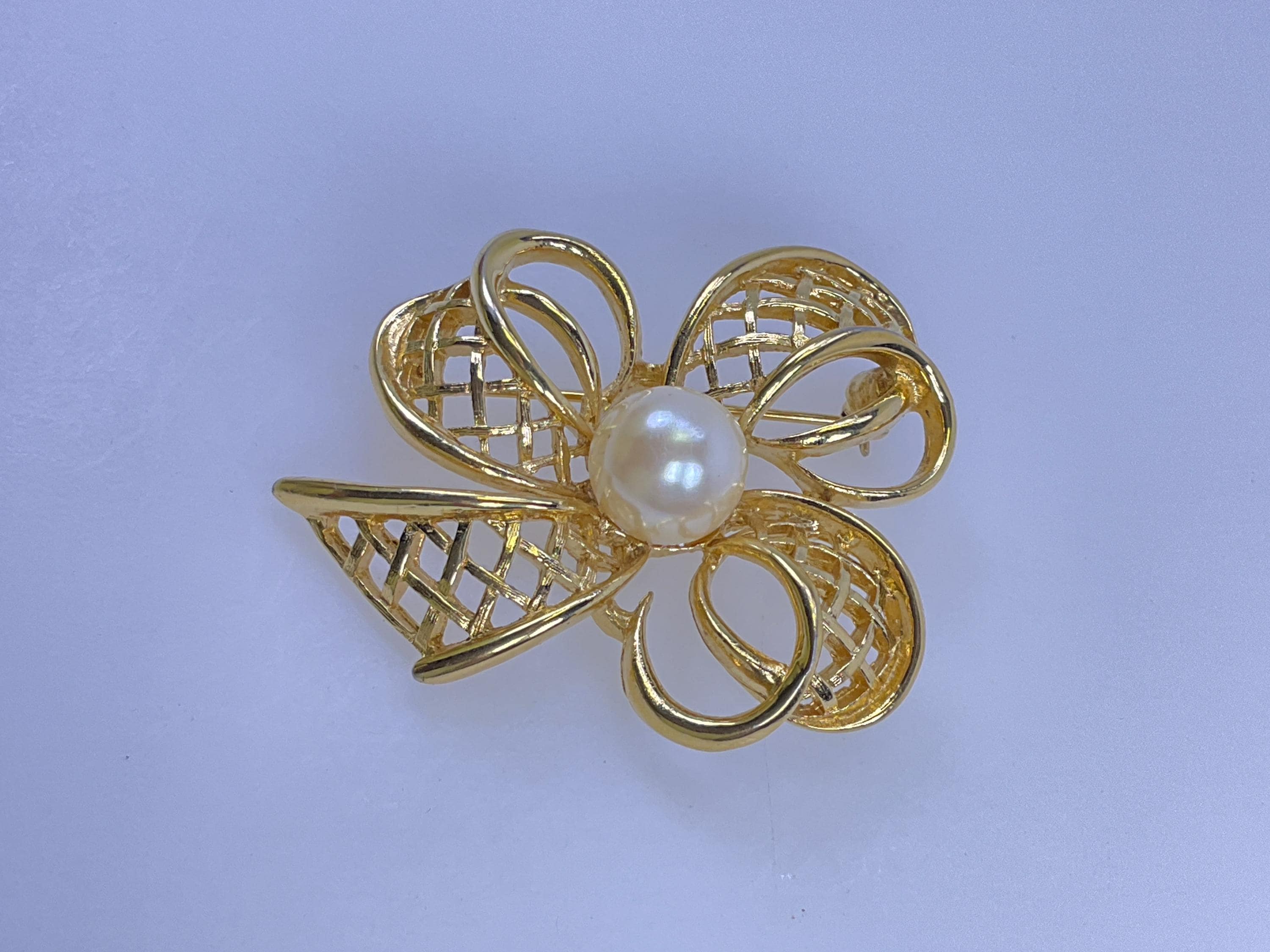 Richelieu Brooch Pin - Etsy display picture 1