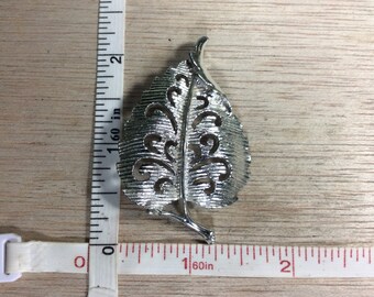 Vintage Gerry's Silver Toned Leaf Pin Brooch Used