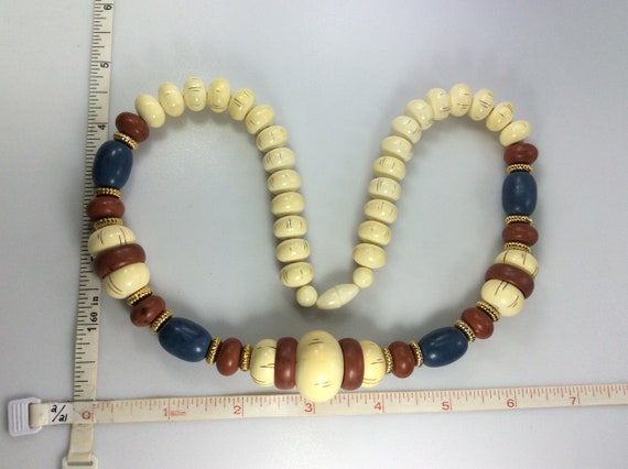 Vintage 20" Necklace With Cream Blue And Red And … - image 2