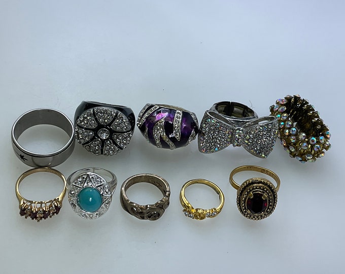 Vintage Lot of 10 Rings Assorted Silver Gold Toned Minor Issues as is ...