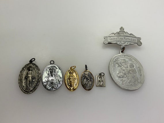 Vintage Christian Lot Pin Pendants Assorted Desig… - image 1