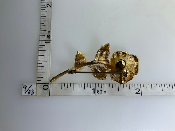 Vintage Pin Brooch Gold Toned Rose with White Faux Pearl used