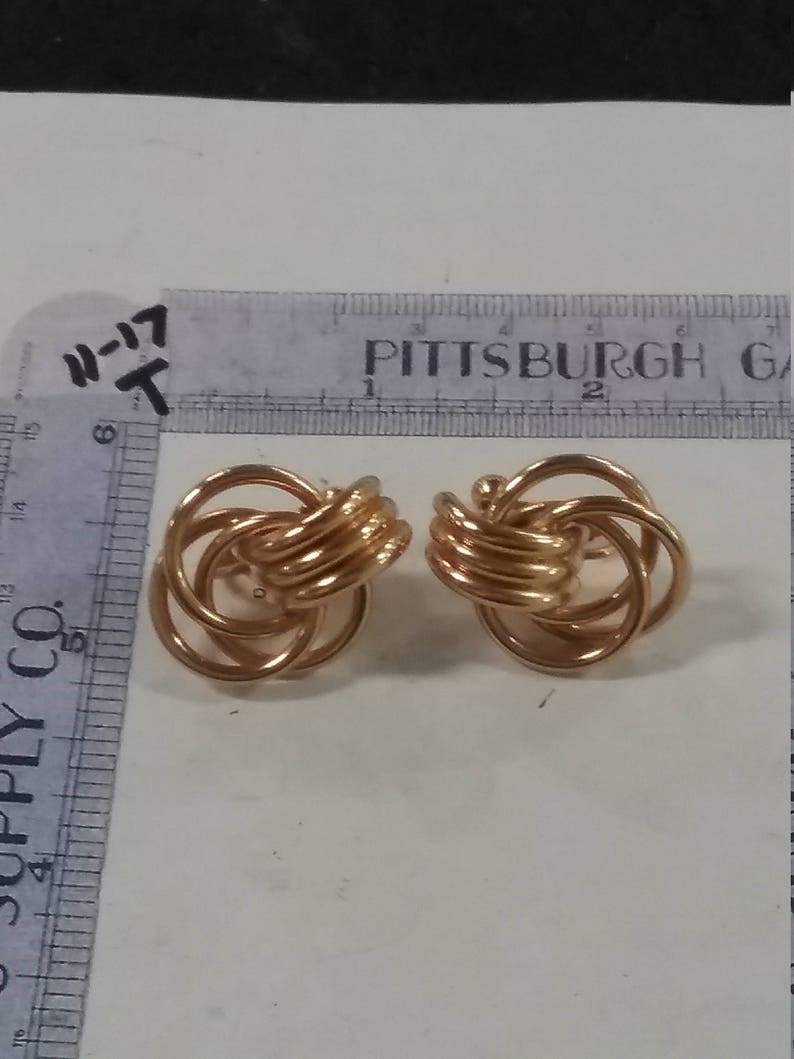 Vintage goldtone lever screwback earrings