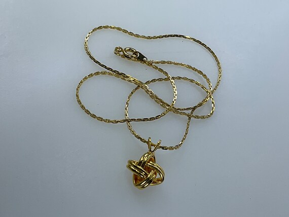 Vintage 18” Necklace Gold Toned Chain With Knot U… - image 1