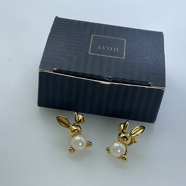 Vintage Avon Stud Earrings Gold Toned Rabbit With Faux Pearl In Box Used