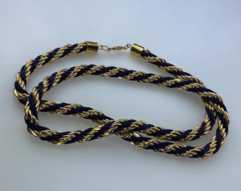 Vintage Gold Tone & Navy Blue Twisted Rope Chain Necklace 22  display picture 3
