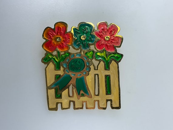 Vintage Pin Brooch Gold Toned Flowers And Fence W… - image 1