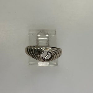Vintage Ring Size 6.75 Sterling Silver 925 Abstract Design Used