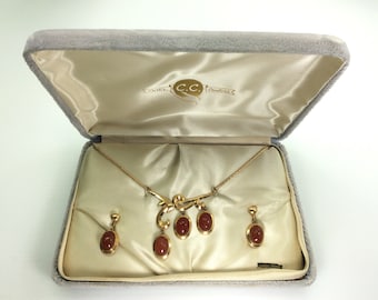 Vintage Curtis Creations 16" Necklace Screw Back Earrings Set 12k Gold Filled Egyptian Revival With Oval Carnelian Scarabs In Box Used