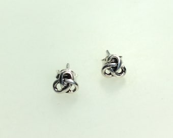 Vintage Stud Earrings Sterling Silver 925 Celtic Trinity Knot Design Old Stock