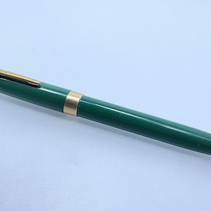 Vintage Green Sheaffer Fountain Pen 14k Nib As Is Untested Used