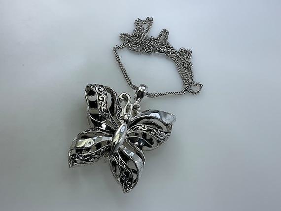 Vintage 22” Necklace Silver Toned Butterfly Used - image 1