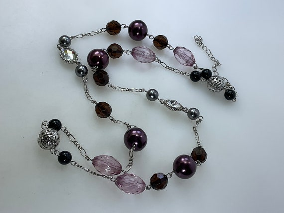 Vintage 26”-28” Necklace With Silver Toned Purple… - image 1