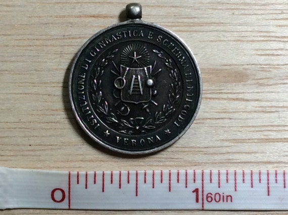 Vintage "Istituzione Di Ginmastica E Scherma Benticodi" Verona Pendant Charm 1950s Silver 925 6.4g Used