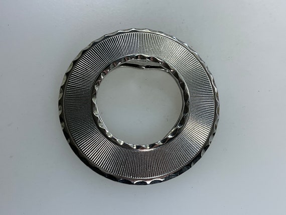 Vintage Scarf Clip Silver Toned Textured Circle U… - image 1