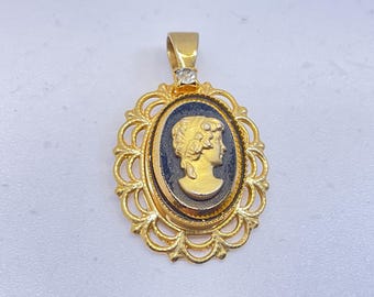 Vintage Gold Toned Cameo Pendant Used