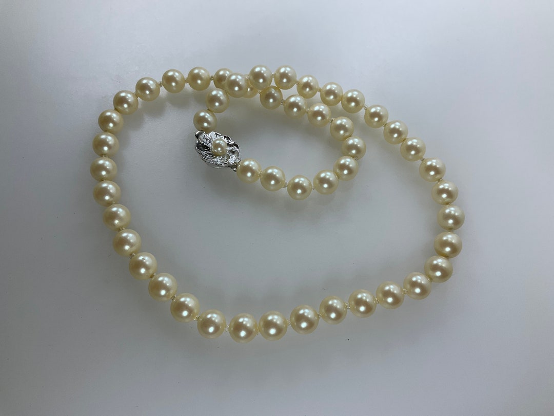 Vintage 16 Necklace With White Faux Pearl Beads Used Etsy