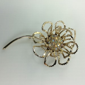 Vintage Sarah Coventry Pin Brooch Gold Toned Flower Design With AB Clear Rhinestones Used
